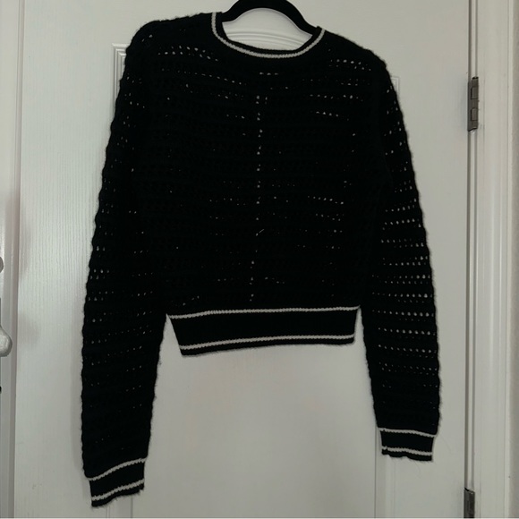 Fiorla 100% Cashmere Black Button-Up Knit Cardigan - Picture 6 of 11